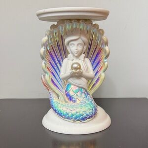 Bath & Body Works Iridescent Mermaid Candle holder. NWT